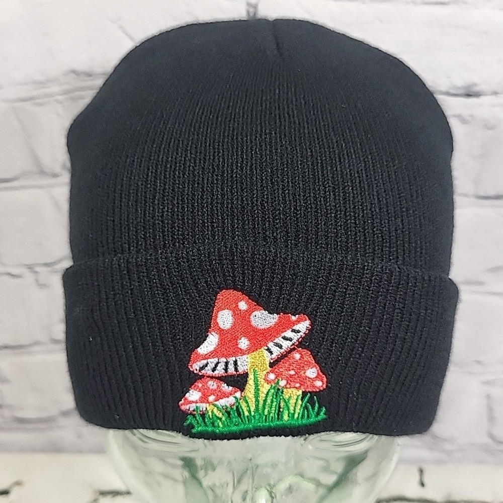 Mushroom Beanie Hat Embroidered Stretch Knit Cuff Black One Size Ski Cap